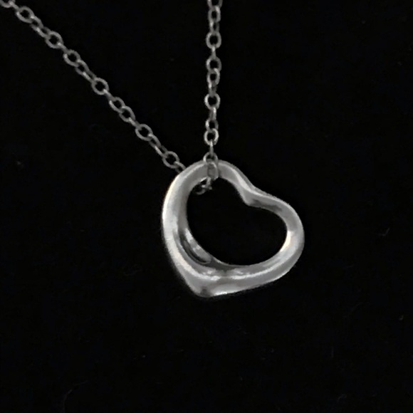 Tiffany’s style open heart necklace - Picture 2 of 6